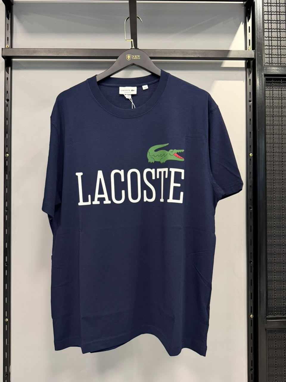 Camiseta Lacoste Azul Marinho com Logo Bordado