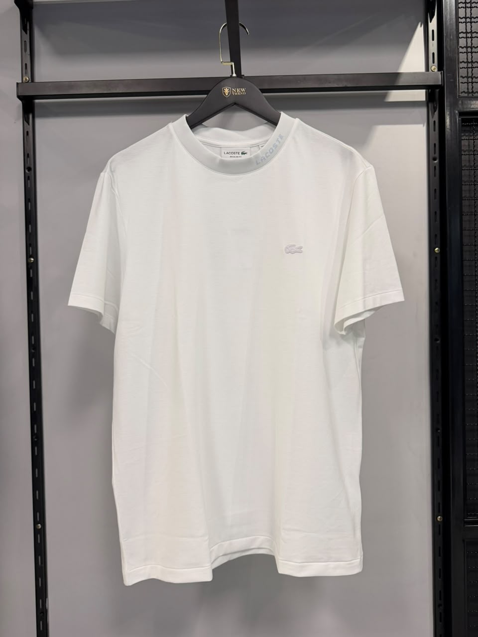 Camiseta Lacoste Branca com Logo na Gola