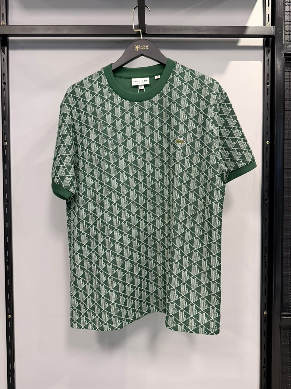 Polo Lacoste Verde com Monograma foto 2