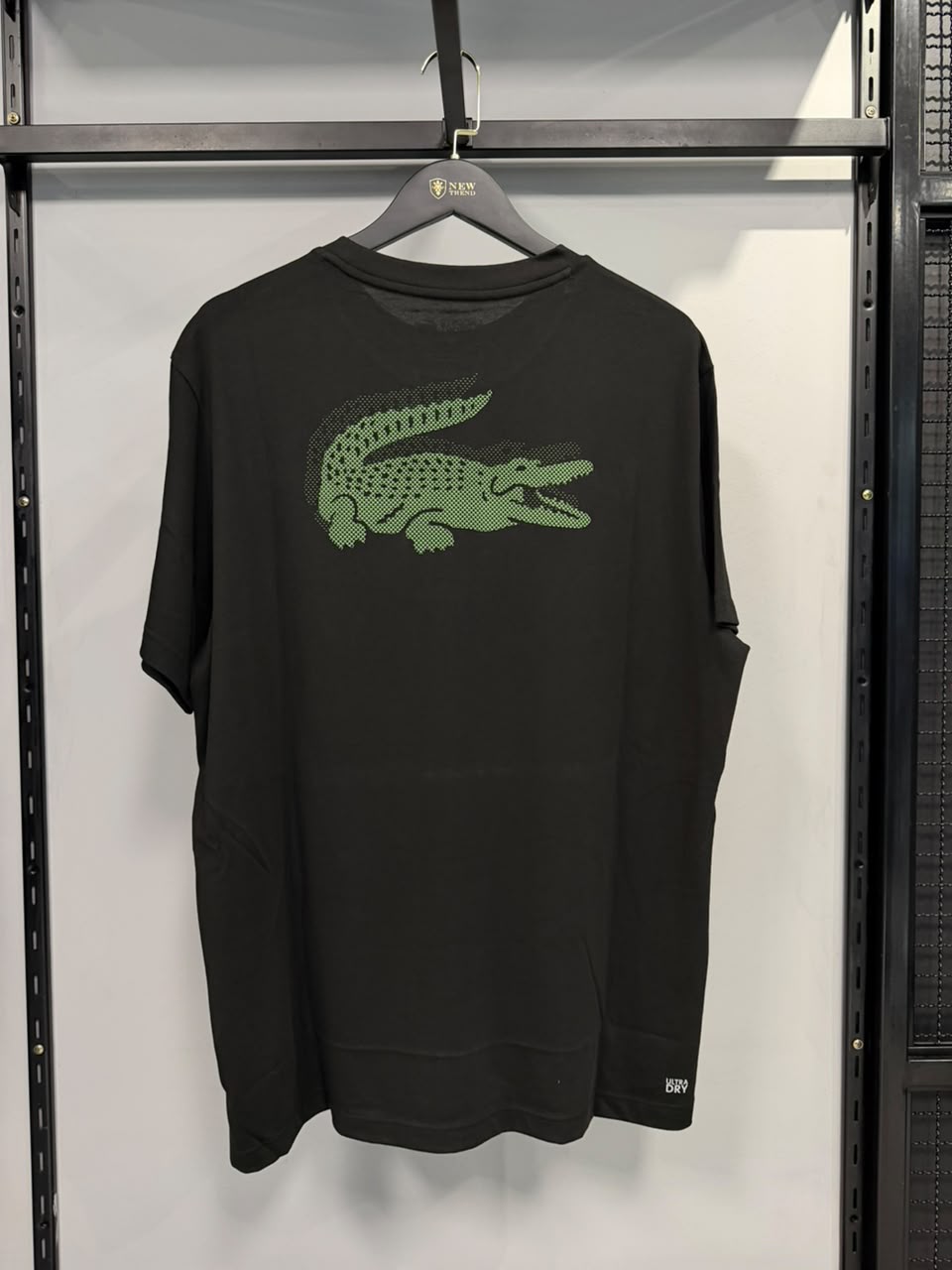 Camiseta Lacoste Sport Preta com Croc Colorido foto 2